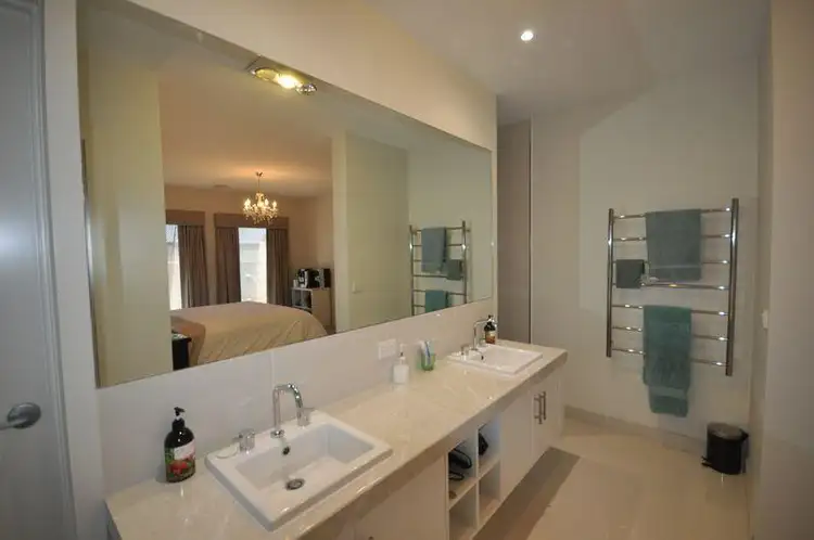 Seventh view of Homely house listing, 19 B Lyndhurst Square, Drouin VIC 3818