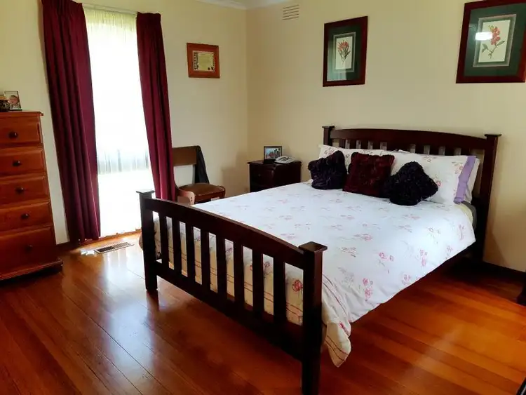 Seventh view of Homely house listing, 2 Santiago Street, St Albans VIC 3021