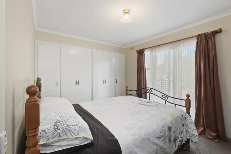 Sixth view of Homely house listing, 5 Clover Street, Wendouree VIC 3355