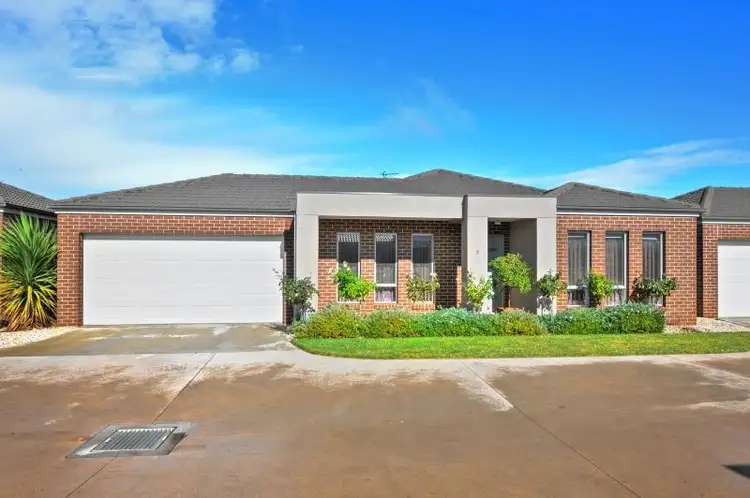 5 Rindle Close, Delacombe VIC 3356