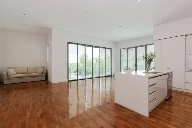 Second view of Homely unit listing, 6/976 Riversdale Road, Surrey Hills VIC 3127