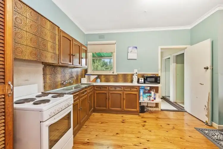 Third view of Homely house listing, 1 Kingsley Court, Ballarat East VIC 3350