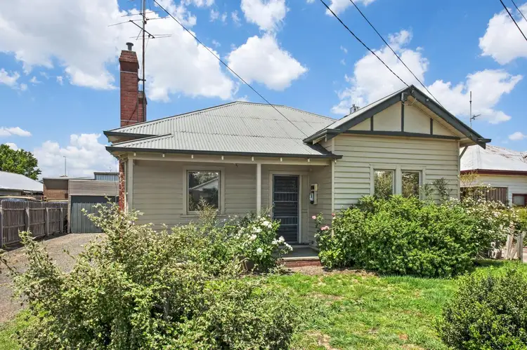 131 Beverin Street, Sebastopol VIC 3356