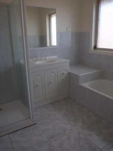 Seventh view of Homely house listing, 2 Minato Place, Taylors Lakes VIC 3038