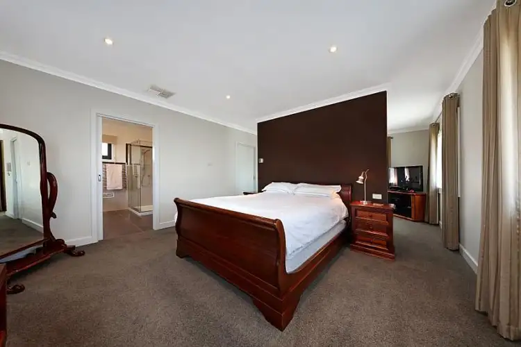 Fifth view of Homely house listing, 19 Fewster Road, Hampton VIC 3188