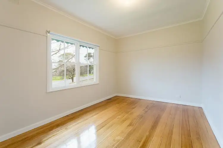 Fourth view of Homely house listing, 4 Roberts Avenue, Castlemaine VIC 3450