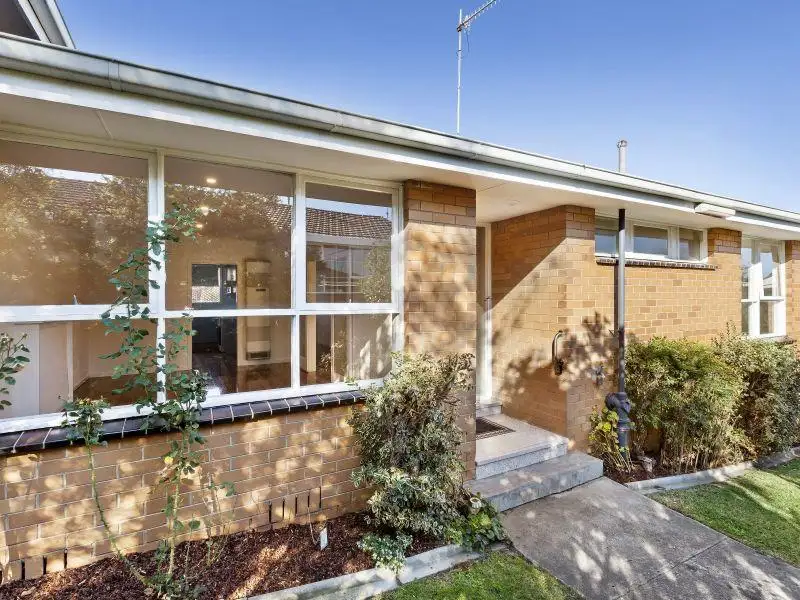 Main view of Homely unit listing, 2/43 Clifton Road, Hawthorn East VIC 3123