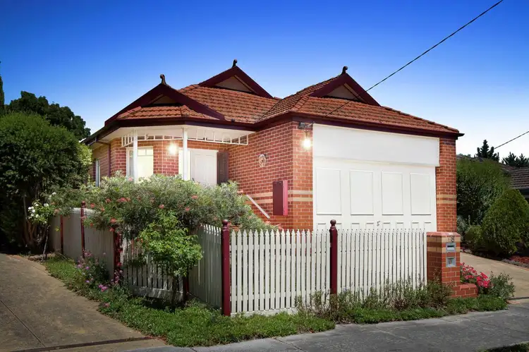 1/8 Kalka Street, Blackburn VIC 3130