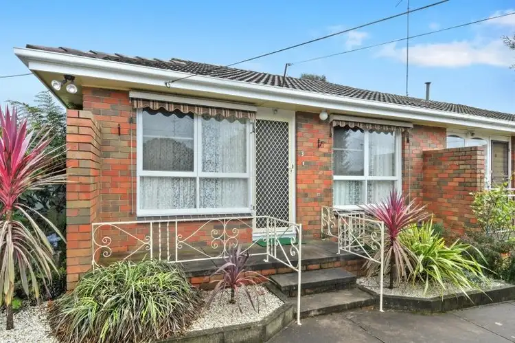 Main view of Homely unit listing, 3/5 Theobald Street, Wendouree VIC 3355