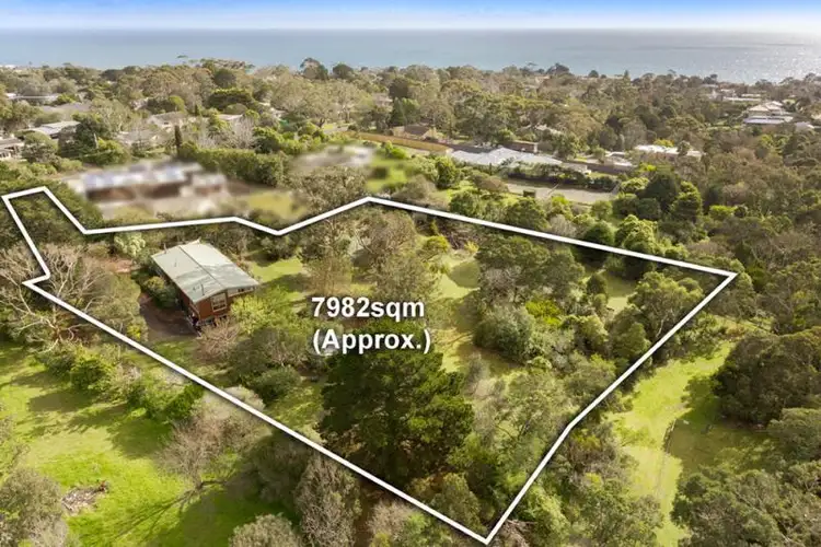 47 Canadian Bay Road, Mount Eliza VIC 3930