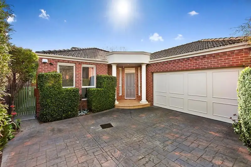 Main view of Homely unit listing, 2/38 Aylmer Street, Balwyn North VIC 3104