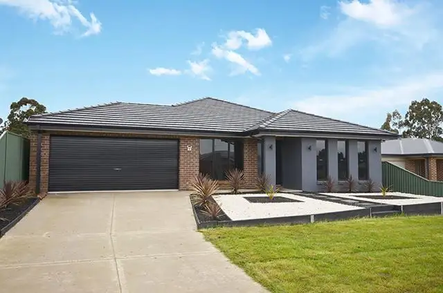 8 Caviar Court, Miners Rest VIC 3352