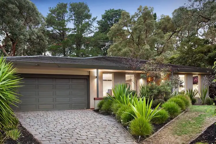 61 Summit Crescent, Ringwood North VIC 3134