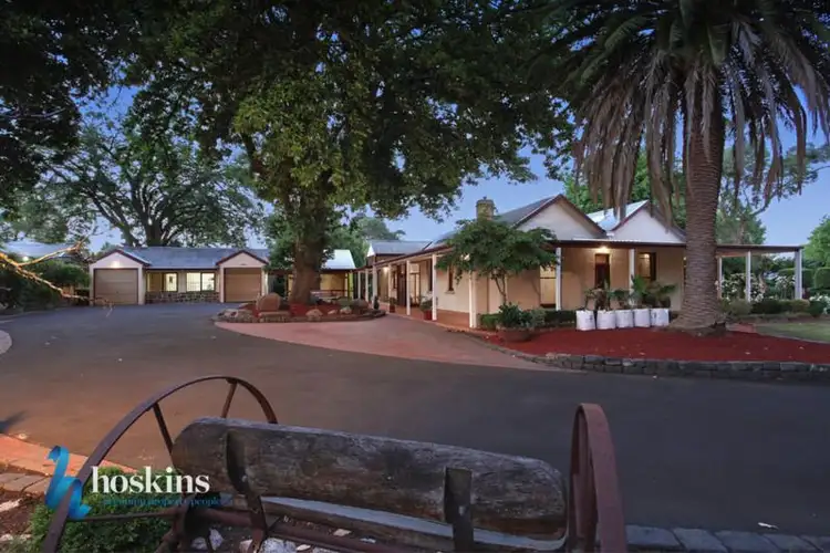 5 Taylors Road, Croydon VIC 3136