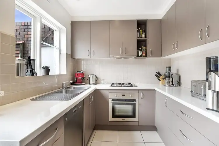 Fourth view of Homely townhouse listing, 6/15 Bundeera Road, Caulfield South VIC 3162