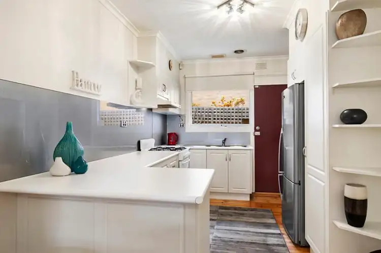 Third view of Homely unit listing, 2/180 Surrey Road, Blackburn VIC 3130