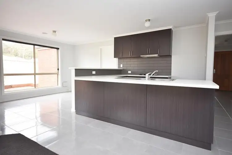 Fifth view of Homely house listing, 2 Hanly Close, Canadian VIC 3350