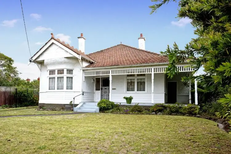 2 Eskdale Road, Caulfield North VIC 3161