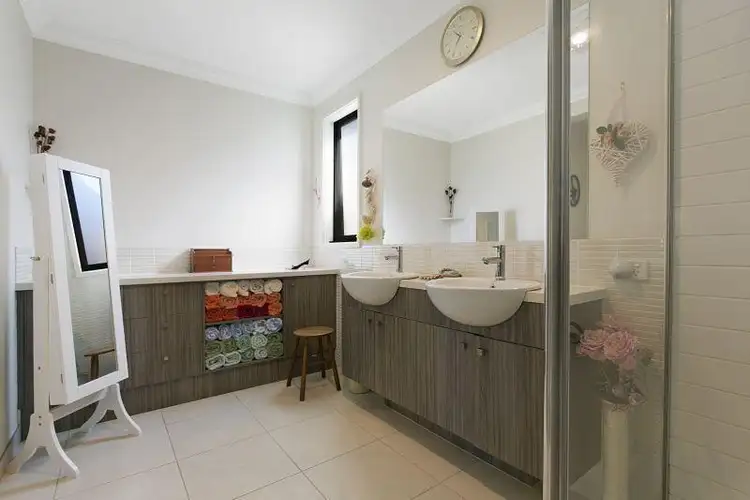 Third view of Homely house listing, 40 Cresthaven Boulevard, Berwick VIC 3806