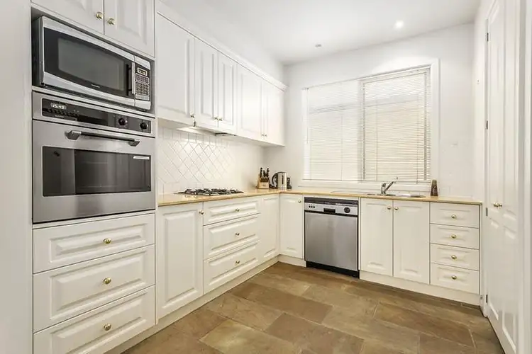 Fourth view of Homely house listing, 2/2 Clifton Grove, Hawthorn East VIC 3123