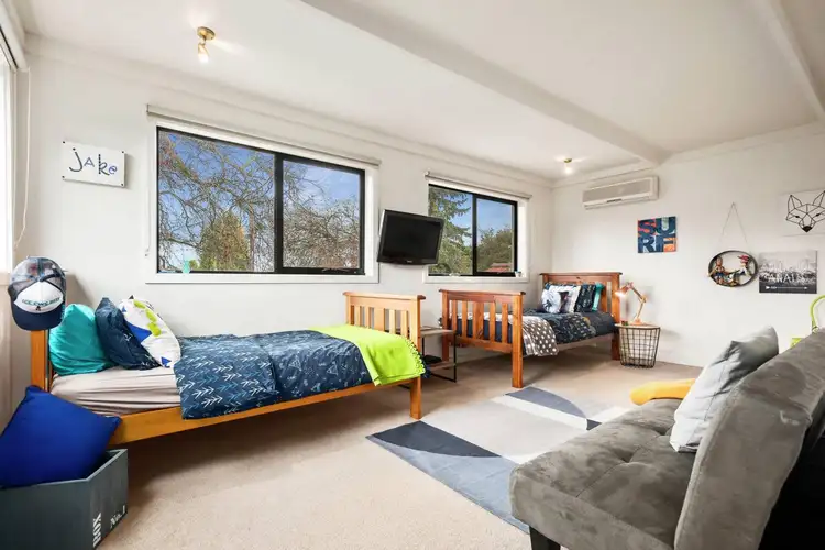 Sixth view of Homely house listing, 1/13 Park Close, Vermont VIC 3133