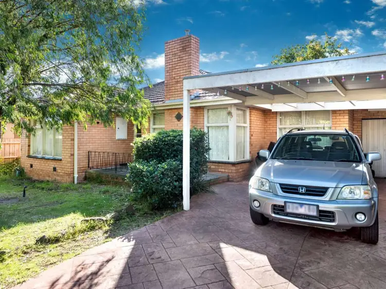 Main view of Homely house listing, 17 Bennett Avenue, Mount Waverley VIC 3149