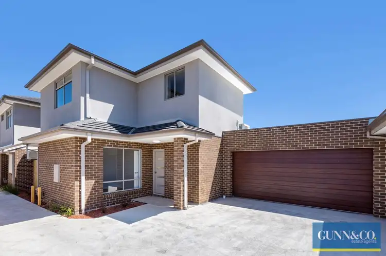 Main view of Homely townhouse listing, 2/24 Scott Avenue, St Albans VIC 3021
