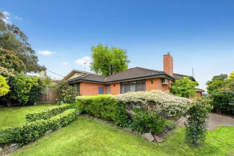 2 Glenice Avenue, Blackburn South VIC 3130