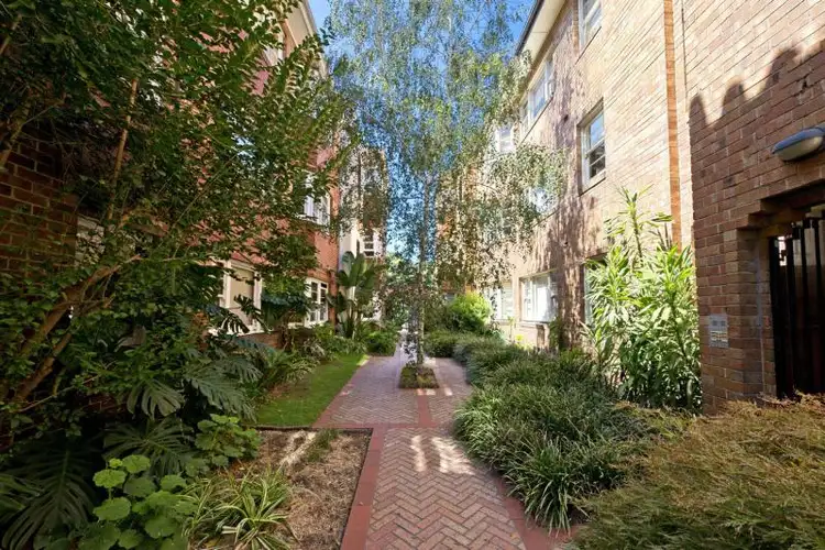 Sixth view of Homely unit listing, 8/36 Barkly Street, St Kilda VIC 3182