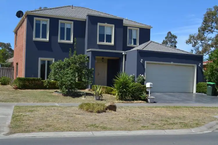6 Red Oaks Way, South Morang VIC 3752