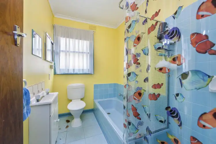 Fifth view of Homely house listing, 53 Pauls Crescent, Wendouree VIC 3355