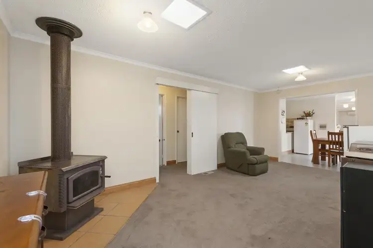 Second view of Homely house listing, 5 Clover Street, Wendouree VIC 3355