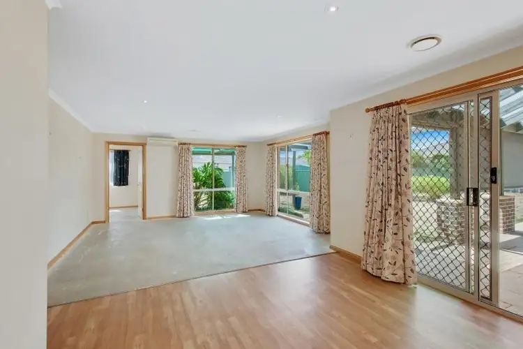 Fifth view of Homely house listing, 2 Jenna Court, Invermay VIC 3352