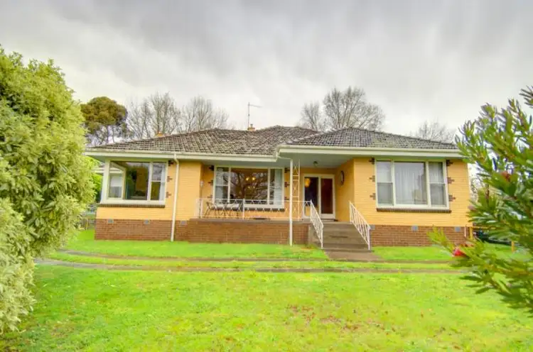 12 South Street, Creswick VIC 3363
