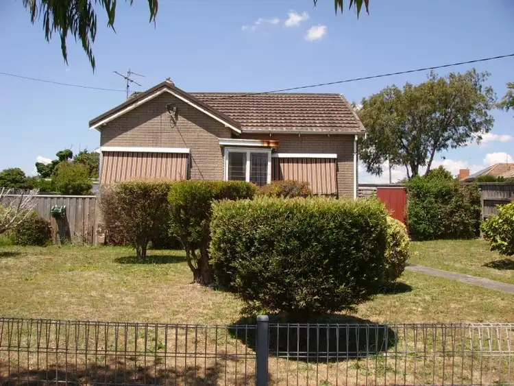 **Under Contract**16 Vincent Road, Morwell VIC 3840