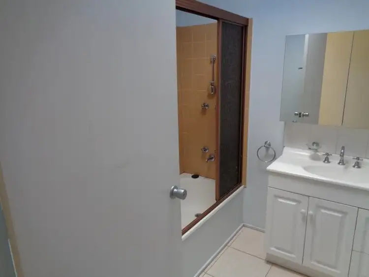 Sixth view of Homely unit listing, **UNDER CONTRACT**2/3 James Street, Morwell VIC 3840