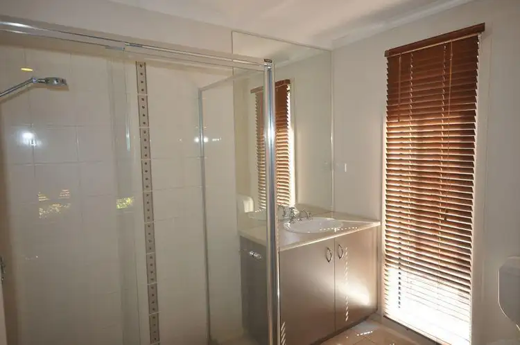 Sixth view of Homely house listing, 3 Cantona Court, Warragul VIC 3820