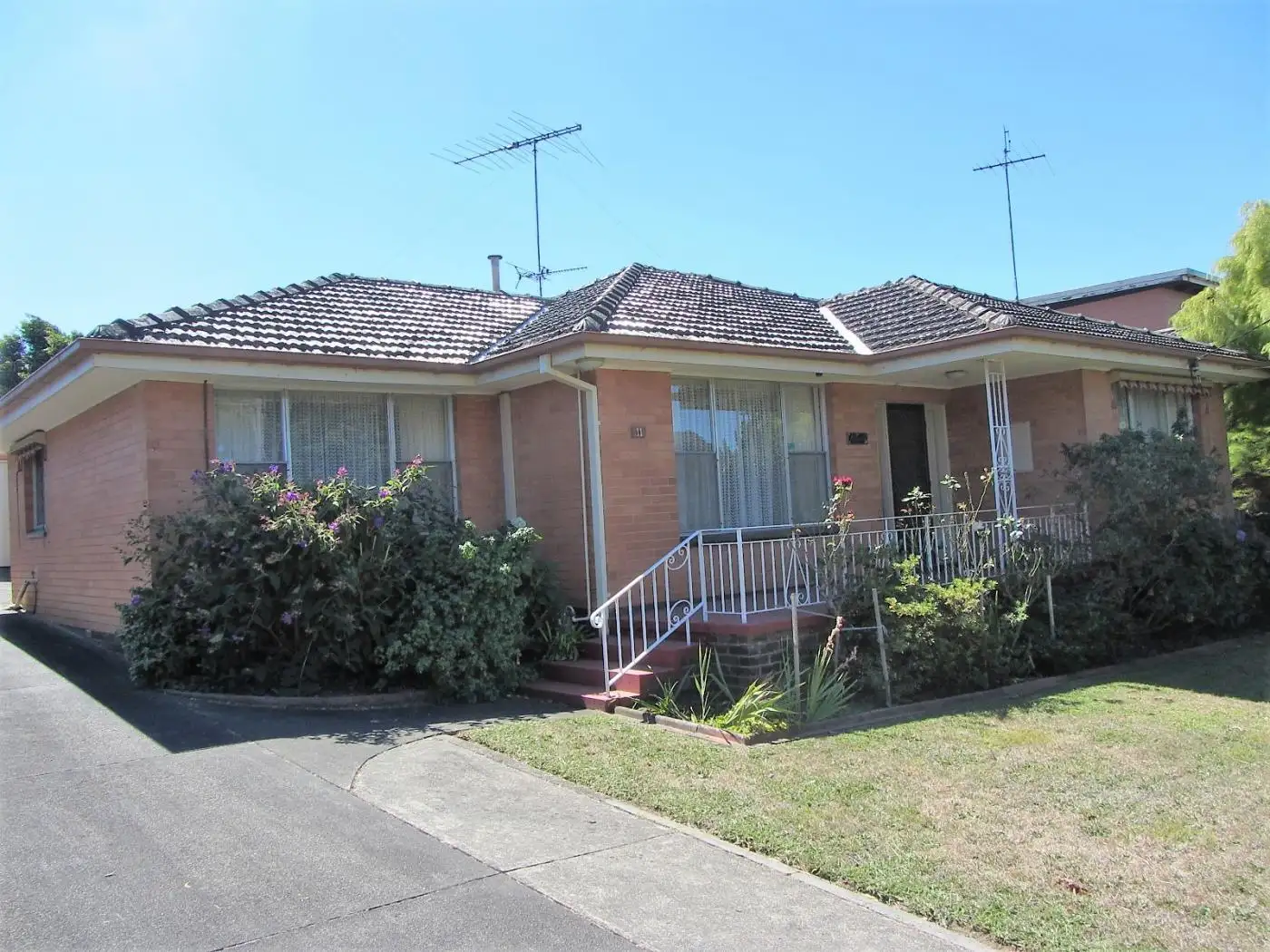 Main view of Homely house listing, 11 Morton Avenue, Drouin VIC 3818