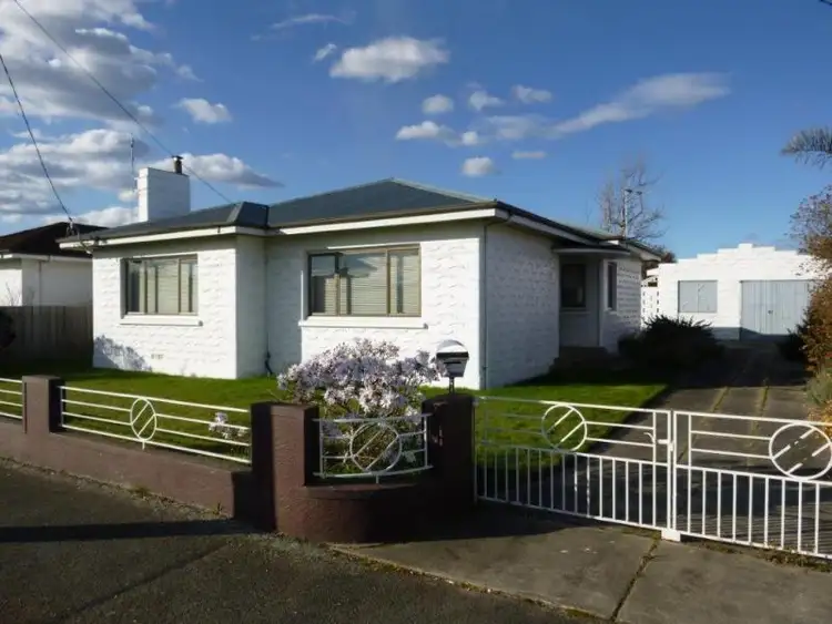 8 Jellico Street, Mowbray TAS 7248