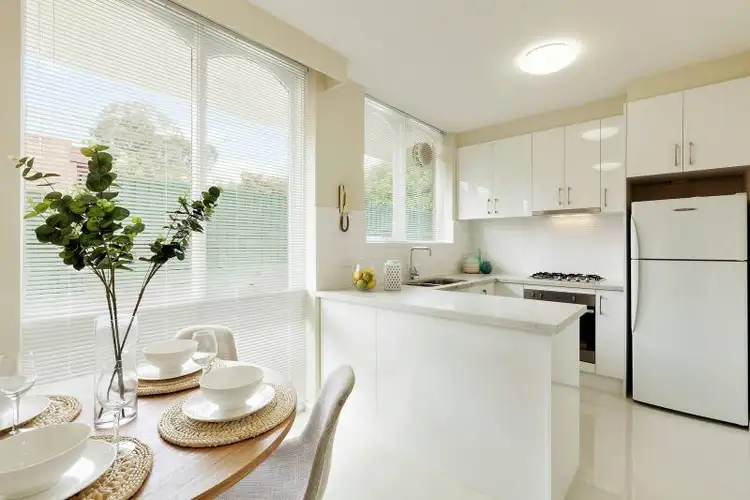 2/143-145 Peel Street, Kew VIC 3101