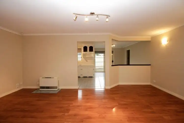 Fifth view of Homely unit listing, 2/82 George Street, St Albans VIC 3021