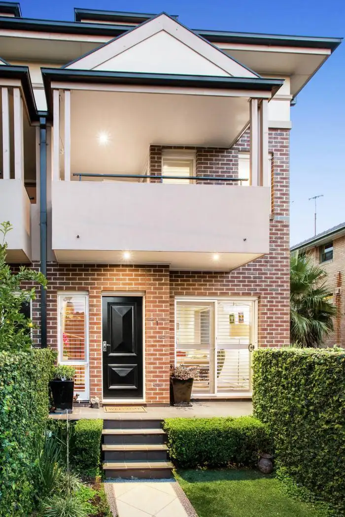 Main view of Homely townhouse listing, 1/164 Barkers Road, Hawthorn VIC 3122