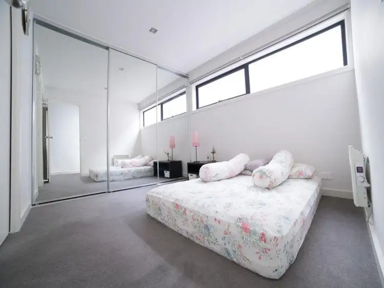Fourth view of Homely apartment listing, 8/1037 Dandenong Road, Malvern East VIC 3145
