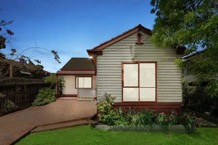 1/10 Duckham Street, Blackburn VIC 3130