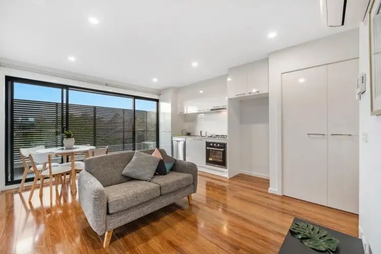 Fifth view of Homely apartment listing, 14 Albert Crescent, St Albans VIC 3021