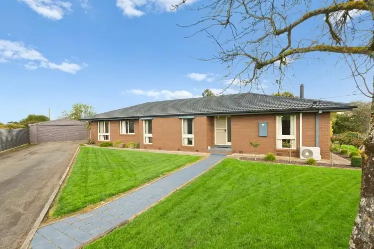 16 Yelland Road, Newlyn VIC 3364