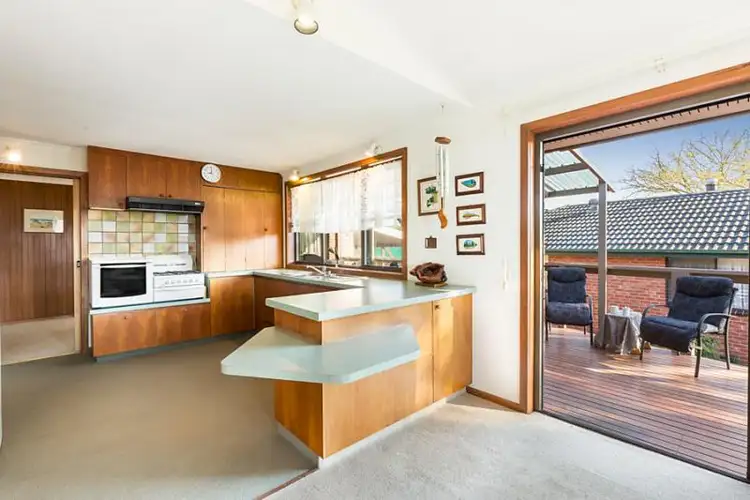 Second view of Homely house listing, 8 Alderbrook Avenue, Mulgrave VIC 3170