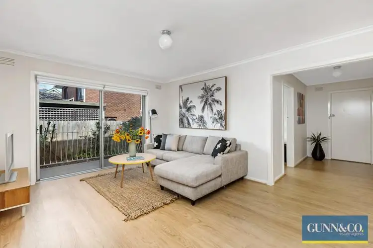 Third view of Homely apartment listing, 2/6 Edward Street, Essendon VIC 3040