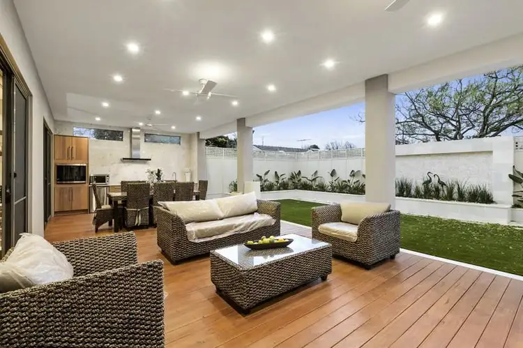 1 Cross Street, Caulfield South VIC 3162