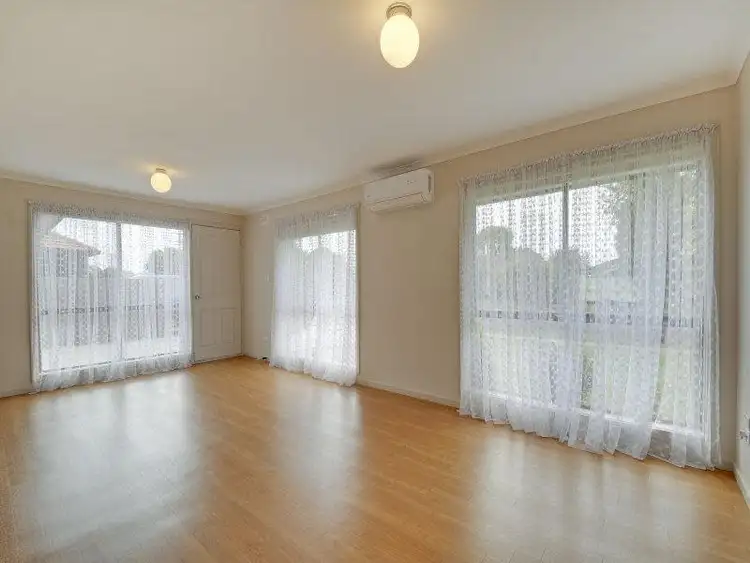Fourth view of Homely unit listing, 1/16 Spring Court, Morwell VIC 3840